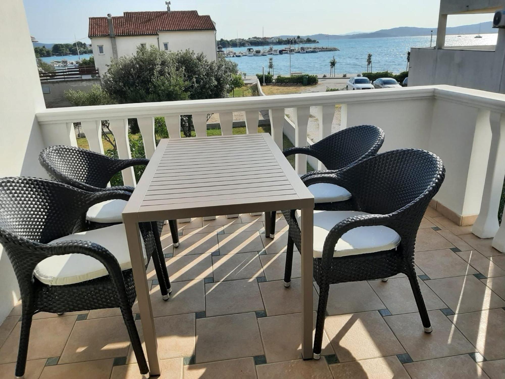 Apartmani Labud Sukošan Екстериор снимка