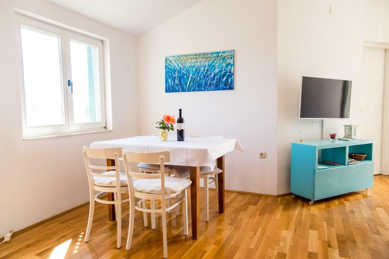 Apartmani Labud Sukošan Екстериор снимка