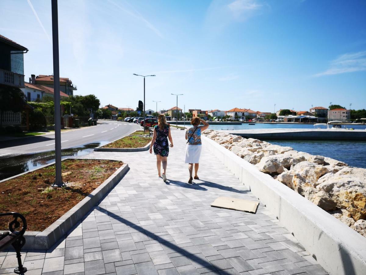 Apartmani Labud Sukošan Екстериор снимка